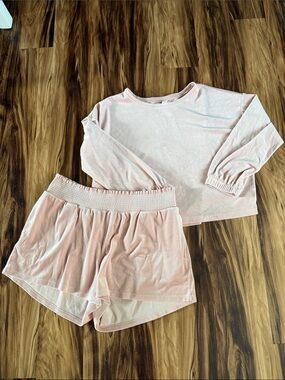 Old Navy Matching Velvet Lounge Set